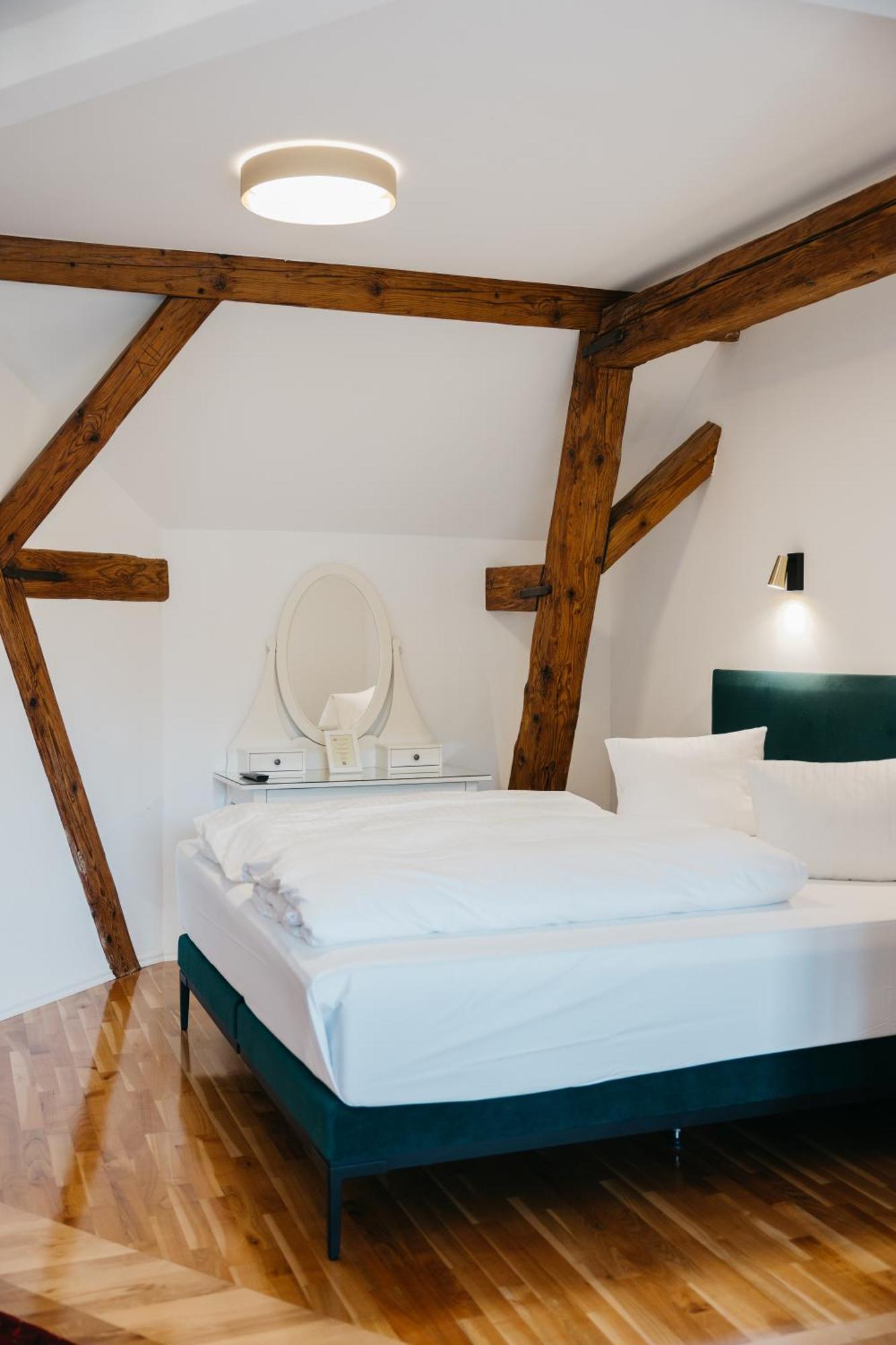 Georgi Schloss - Boutique Hotel เอห์เรนเฮาเซน ภายนอก รูปภาพ